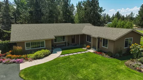 Exterior - 22539 Martee Ln, Bend, OR 97701 photo 61 of 86