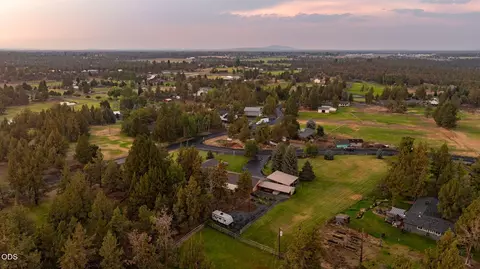 View/Area - 22539 Martee Ln, Bend, OR 97701 photo 30 of 34
