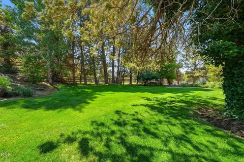 Exterior - 22539 Martee Ln, Bend, OR 97701 photo 32 of 86