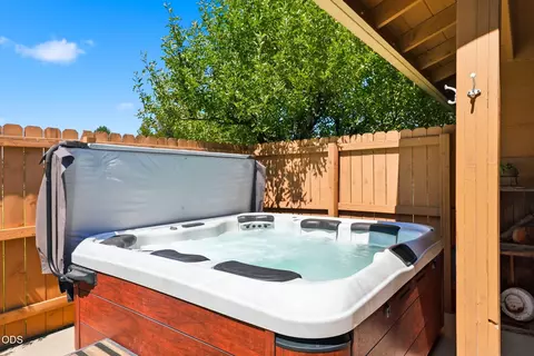 Exterior - 22539 Martee Ln, Bend, OR 97701 photo 52 of 86