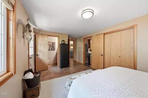 Bedroom - 22539 Martee Ln, Bend, OR 97701 photo 4 of 7