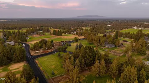View/Area - 22539 Martee Ln, Bend, OR 97701 photo 23 of 34