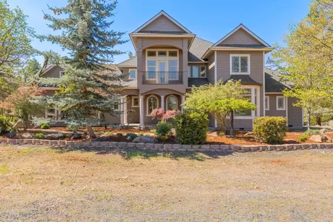 6686 Osprey Ln, Klamath Falls, OR 97601