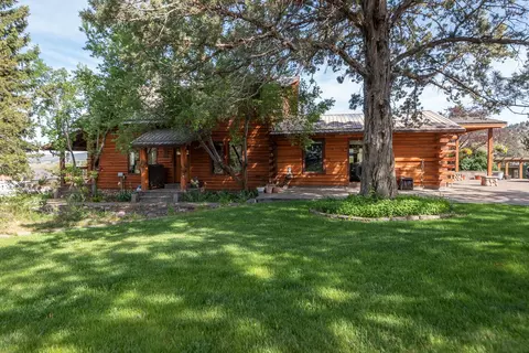8180 NW Country Loop, Prineville, OR 97754