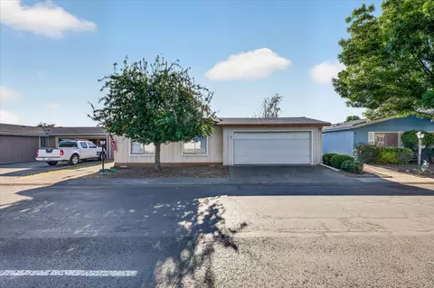 555 Freeman Rd UNIT 127, Central Point, OR 97502