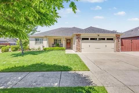 3261 Dearborn Ln, Medford, OR 97504