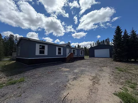 16125 Hawks Lair Rd, La Pine, OR 97739