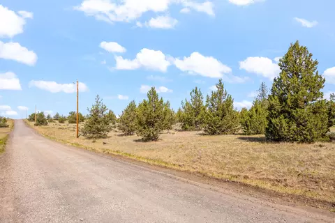 6751 SE Iowa Rd, Prineville, OR 97754