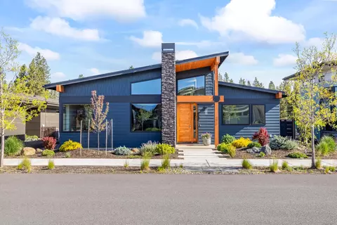 490 E Diamond Peak Ave, Sisters, OR 97759