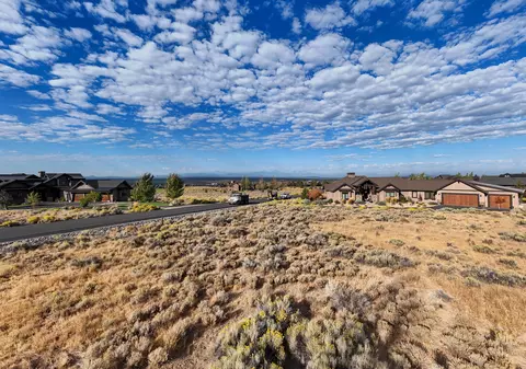 15944 SW Brasada Ranch Rd #LOT 285, Powell Butte, OR 97753