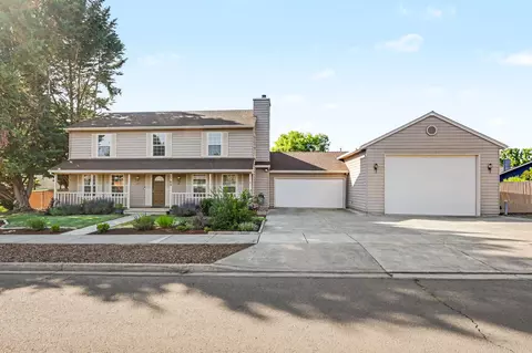 2769 Stonebrook Dr, Medford, OR 97504