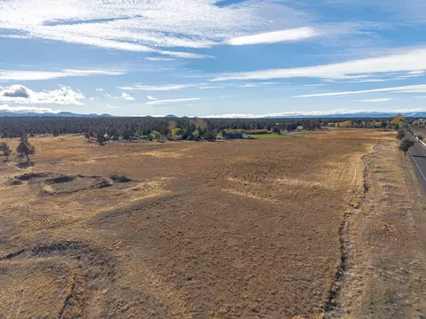 23669 Dodds Rd, Bend, OR 97701 photo 11