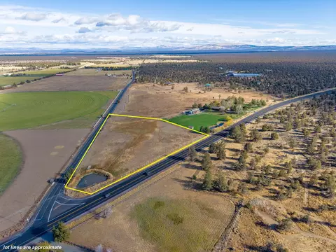 23669 Dodds Rd, Bend, OR 97701 photo 3
