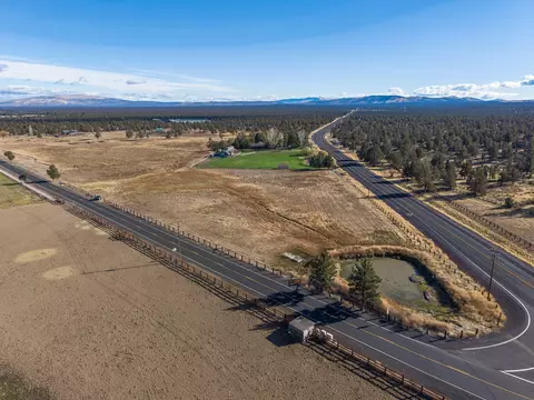 23669 Dodds Rd, Bend, OR 97701 photo 6