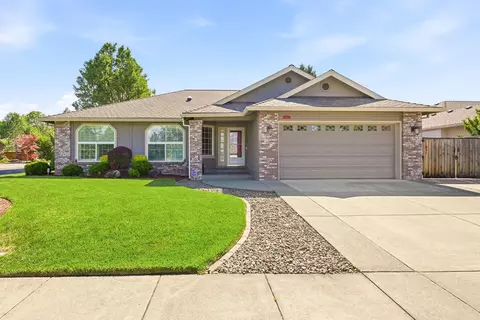 1431 Yellowstone Ave, Medford, OR 97504