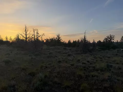 6802 SE Weatherby Loop, Prineville, OR 97754