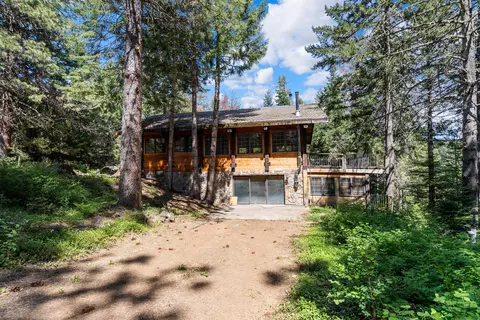 Exterior - 25232 Highway 140, Eagle Point, OR 97524 photo 1 of 13