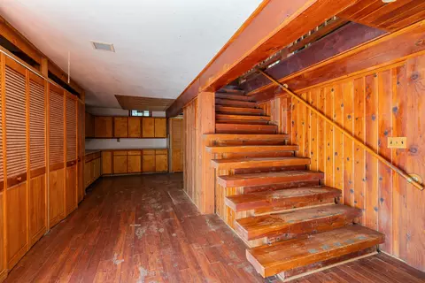 Entry Way - 25232 Highway 140, Eagle Point, OR 97524 photo 2 of 2
