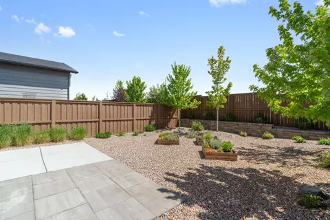 Exterior - 3859 NE Oakside Loop, Bend, OR 97701 photo 7 of 13
