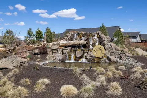 View/Area - 3859 NE Oakside Loop, Bend, OR 97701 photo 1 of 1