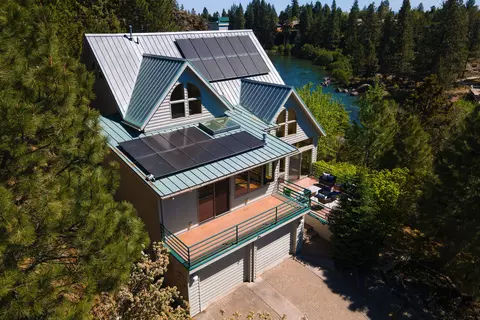 1991 NW 1st St, Bend, OR 97703