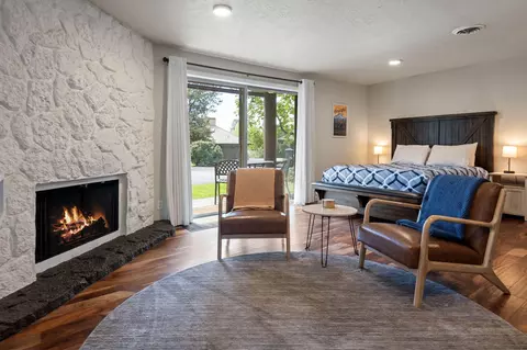 17654 Pinnacle Ln # 16, Sunriver, OR 97707