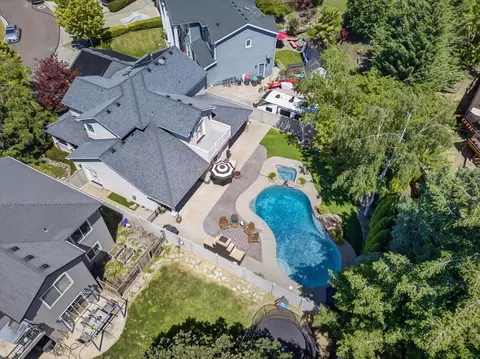 4573 Wolf Run Dr, Medford, OR 97504