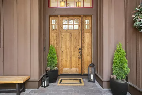 Entry Way - 56155 Sable Rock Loop #277, Bend, OR 97707 photo 4 of 4