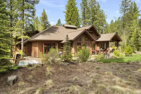 Exterior - 56155 Sable Rock Loop #277, Bend, OR 97707 photo 8 of 10