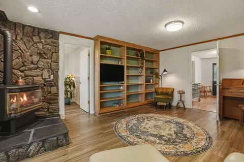 Living - 61573 E Lake Dr, Bend, OR 97702 photo 5 of 5