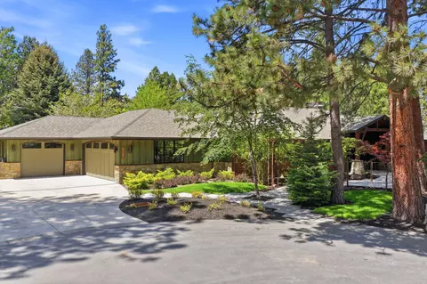 20430 Powder Mountain Ct, Bend, OR 97702