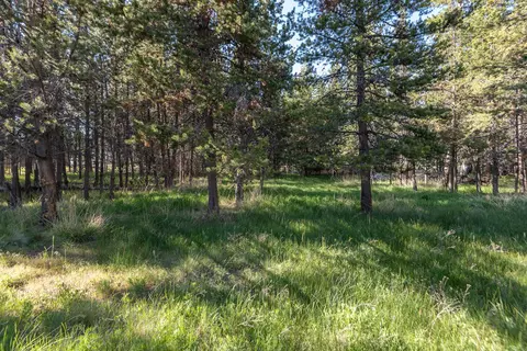 55548 Gross Dr, Bend, OR 97707 photo 11