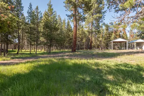 55548 Gross Dr, Bend, OR 97707 photo 6