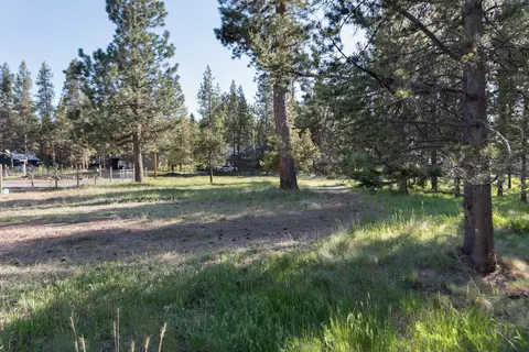 55548 Gross Dr, Bend, OR 97707 photo 15