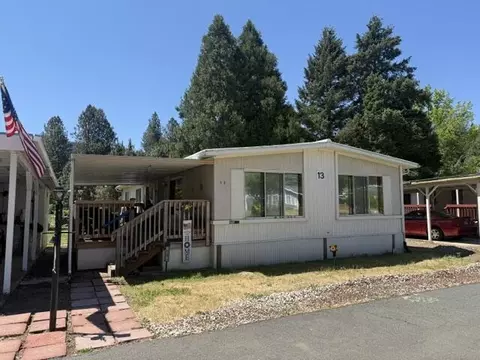 315 W Evans Creek Rd UNIT 13, Rogue River, OR 97537