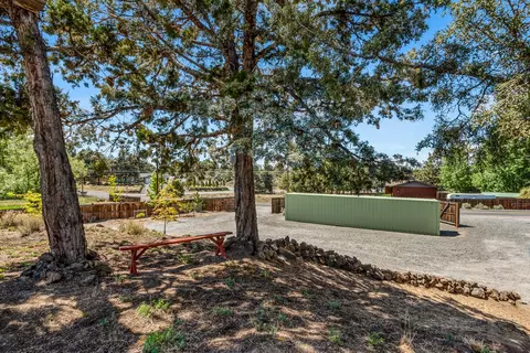 Exterior - 63406 Vogt Rd, Bend, OR 97701 photo 8 of 10