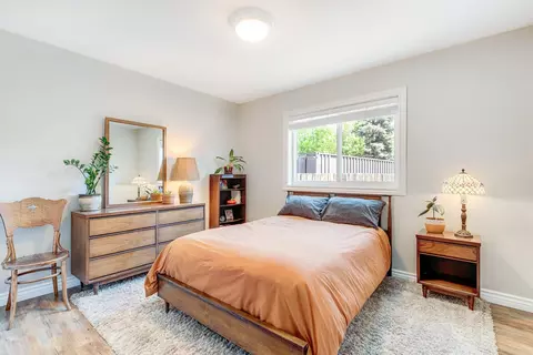 Bedroom - 63406 Vogt Rd, Bend, OR 97701 photo 2 of 2