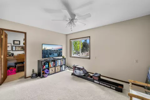 Bedroom - 1776 NE Pheasant Ln, Bend, OR 97701 photo 5 of 19