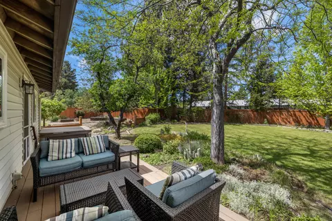 Exterior - 1776 NE Pheasant Ln, Bend, OR 97701 photo 5 of 36
