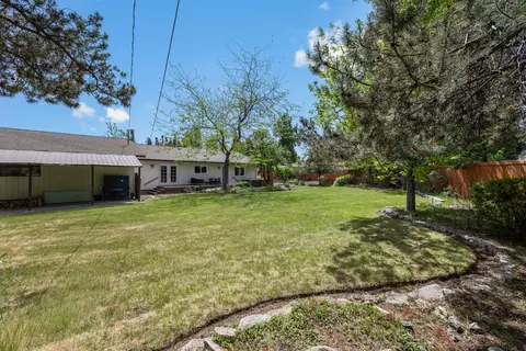 Exterior - 1776 NE Pheasant Ln, Bend, OR 97701 photo 11 of 36