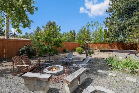 Exterior - 1776 NE Pheasant Ln, Bend, OR 97701 photo 28 of 36