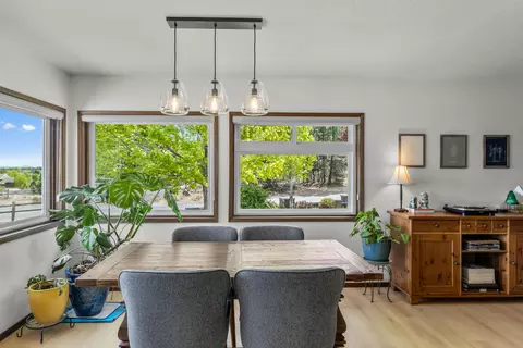 Dining - 1776 NE Pheasant Ln, Bend, OR 97701 photo 9 of 9