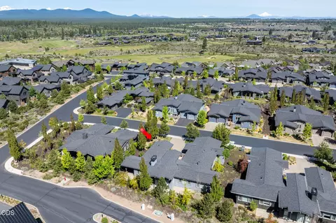 View/Area - 19301 Alianna Loop, Bend, OR 97702 photo 2 of 2