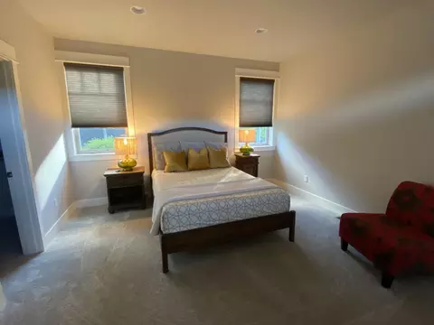 Bedroom - 19301 Alianna Loop, Bend, OR 97702 photo 2 of 4