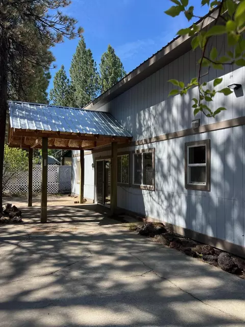 Exterior - 52360 Ammon Rd, La Pine, OR 97739 photo 4 of 17