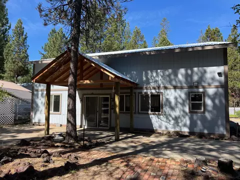 Exterior - 52360 Ammon Rd, La Pine, OR 97739 photo 2 of 17
