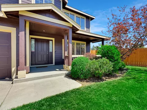 62978 Desert Sage Ct, Bend, OR 97701