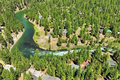 View/Area - 14177 Whitewater Loop, La Pine, OR 97739 photo 3 of 4