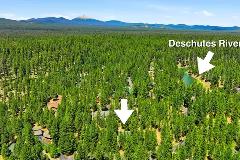 View/Area - 14177 Whitewater Loop, La Pine, OR 97739 photo 2 of 4