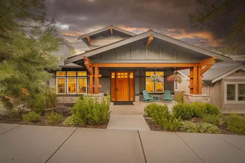 2280 NW Lemhi Pass Dr, Bend, OR 97703